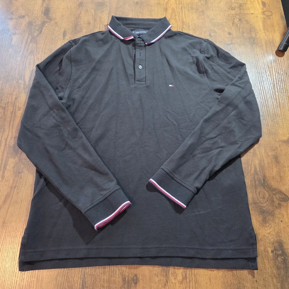 Tommy Hilfiger Men's Polo Long Sleeved Moisture Wicking Regular Fit Black Large